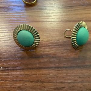 Vintage Lancer II clip on round stud earrings Green P0018